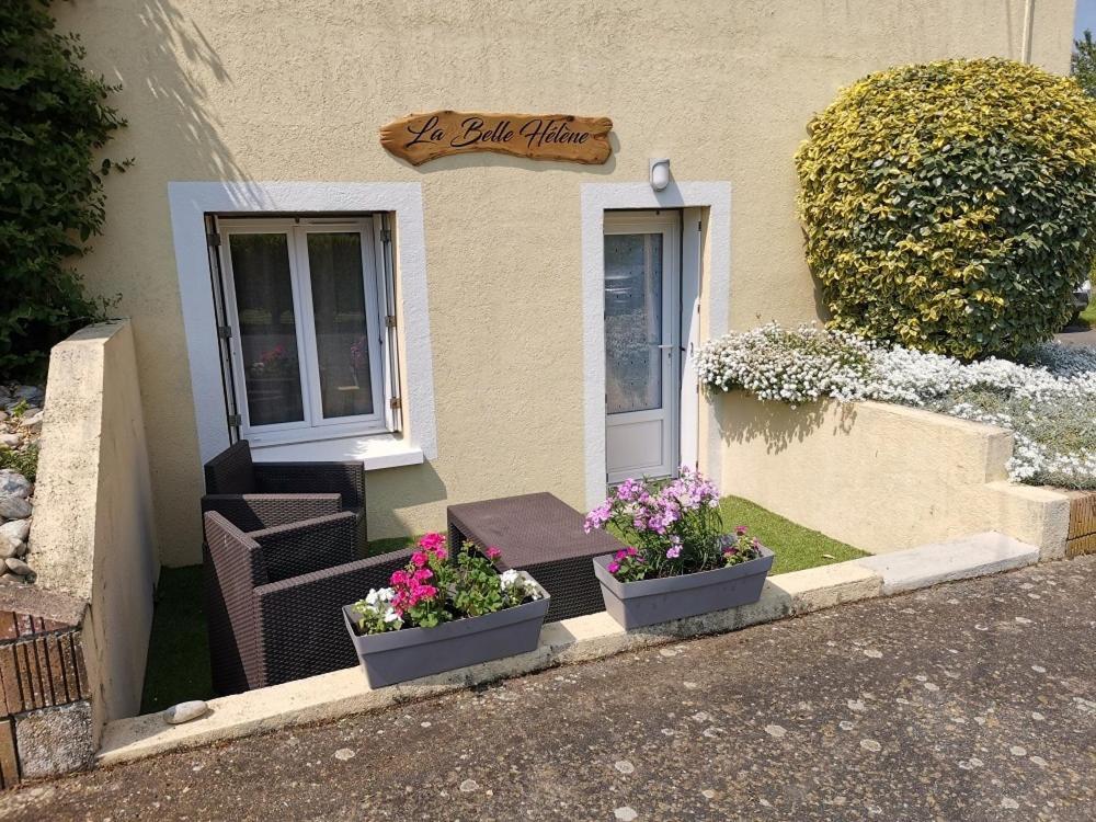 Gite - Chambres D'Hotes La Belle Helene Bressuire Εξωτερικό φωτογραφία